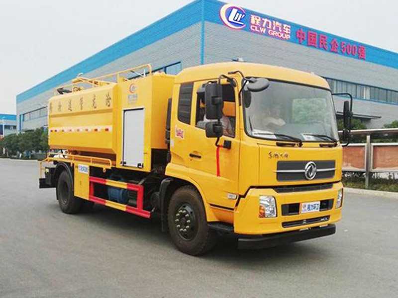 東風(fēng)天錦高壓清洗吸污車價(jià)格