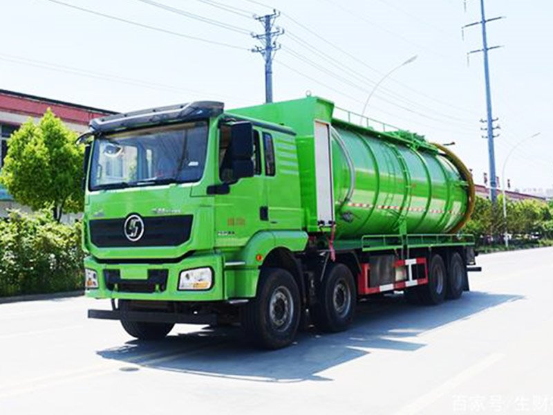 青春款國(guó)六水污互通清洗吸污車
