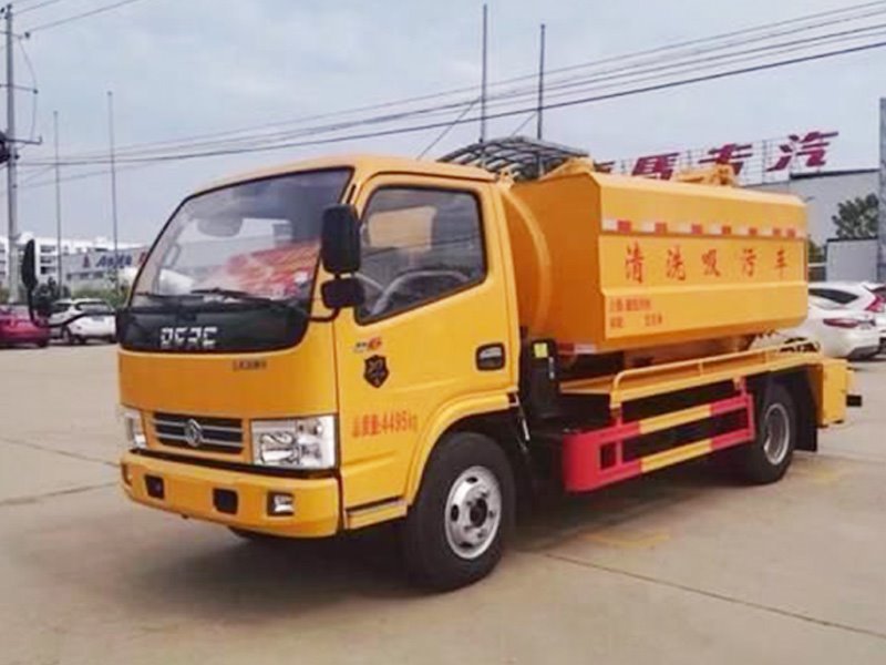清洗吸污車的操作