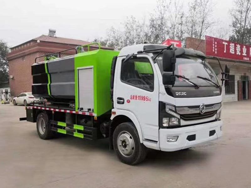廠家供應(yīng)多功能清洗吸污車