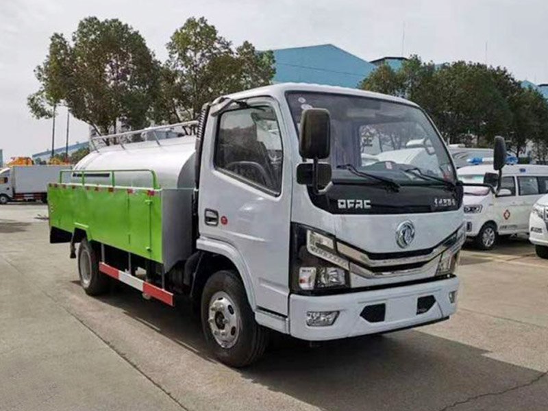 國六東風(fēng)4方清洗吸污帶灑水車在哪買