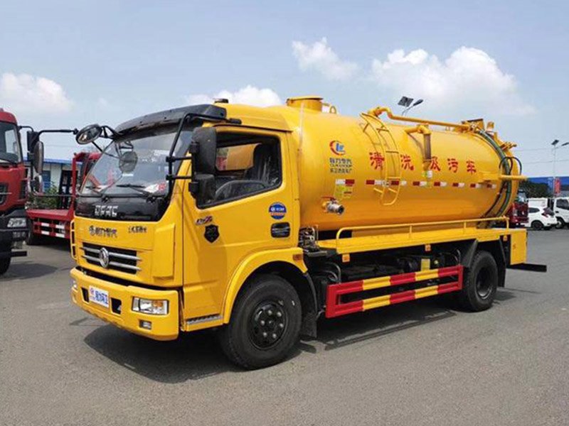 東風(fēng)藍(lán)牌清洗吸污兩用車廠家直銷