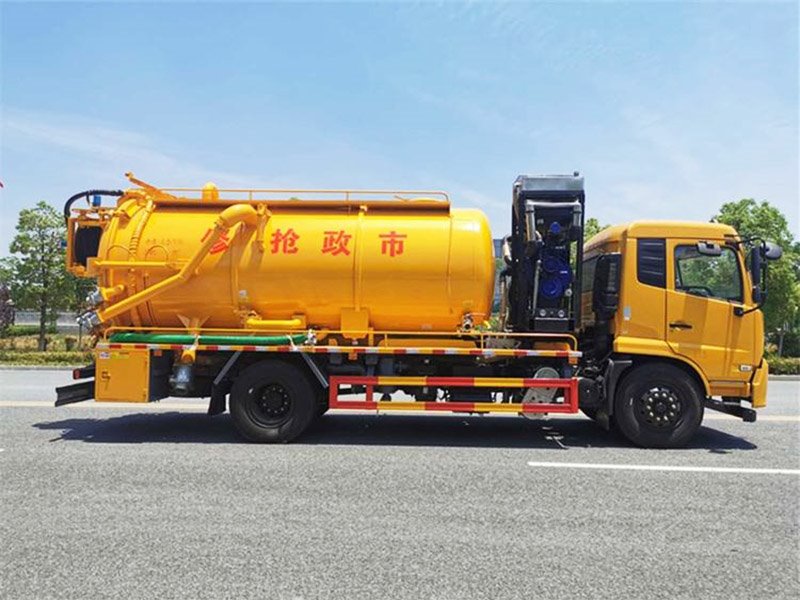 吸污疏通兩用車多少錢