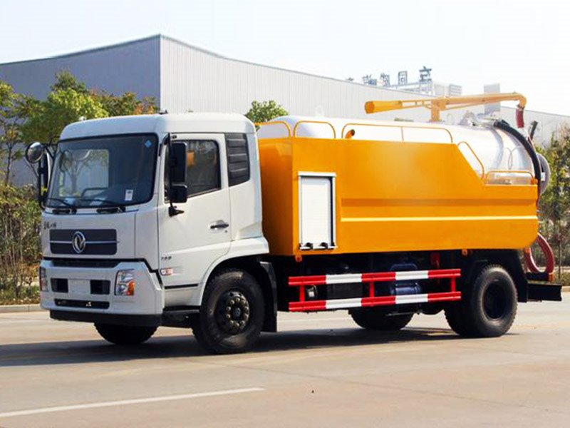 東風(fēng)多利卡吸污清洗車(chē)廠家供貨