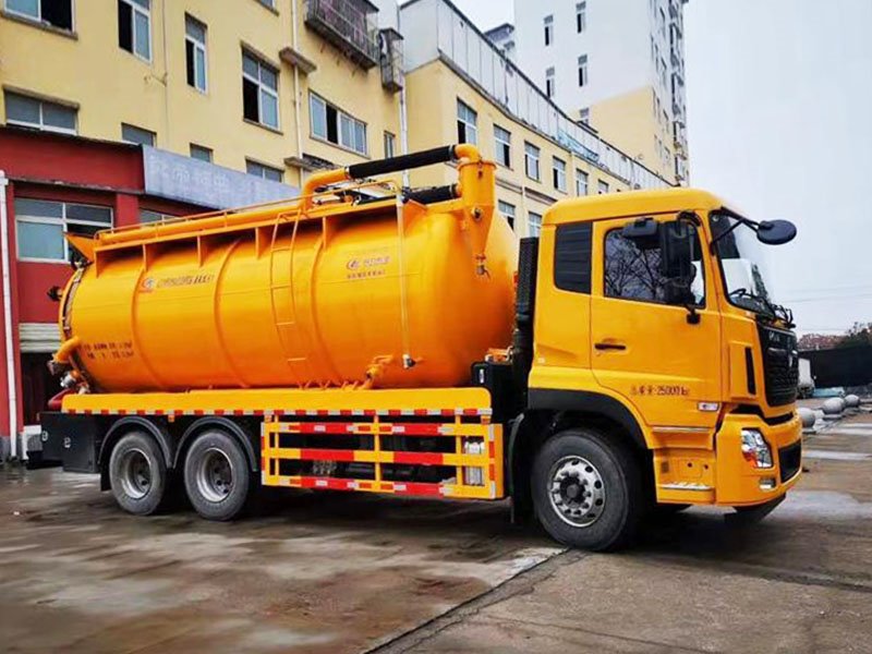 清洗吸污車廠家價格優(yōu)惠