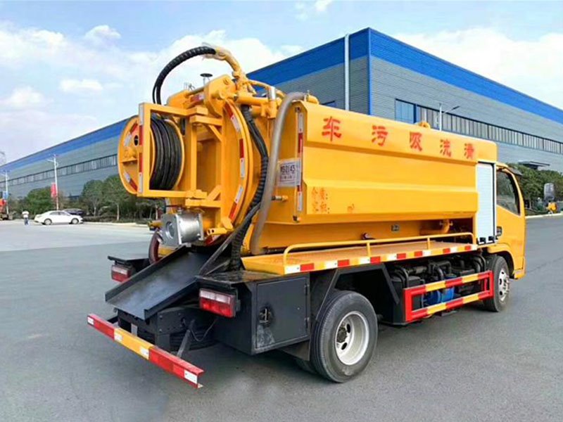 新款多功能吸污吸糞車(chē)廠家