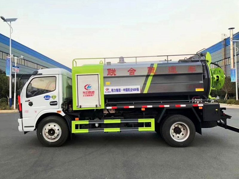 黃牌東風(fēng)大多利卡清洗吸污車