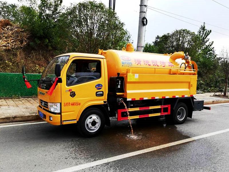 程力管道清洗吸污車價格