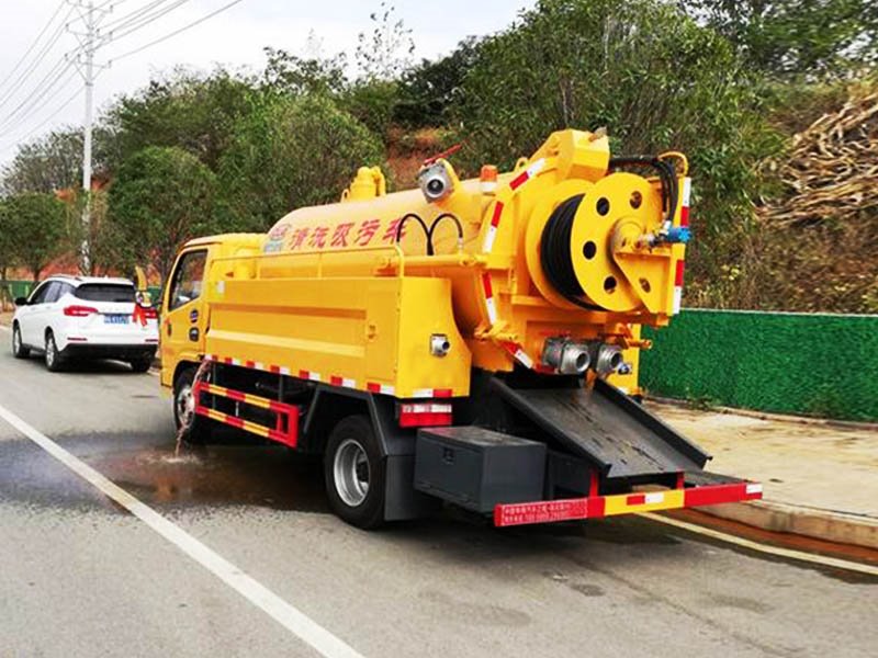 程力管道清洗吸污車價格