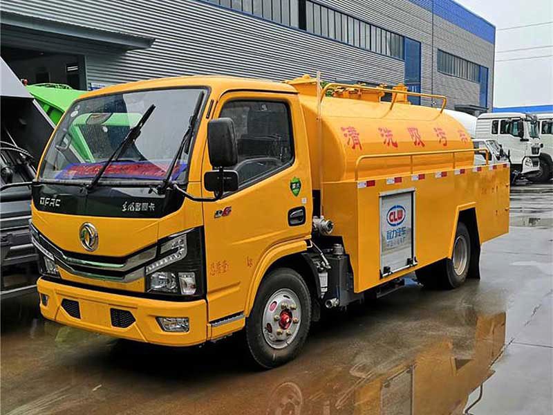 東風(fēng)國六小型清洗吸污車廠家配置