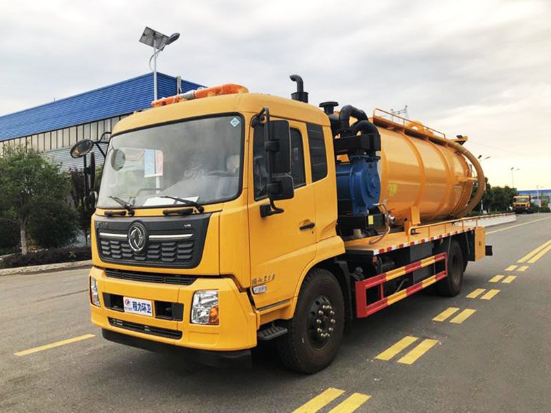 天錦帶副發(fā)清洗吸污車介紹