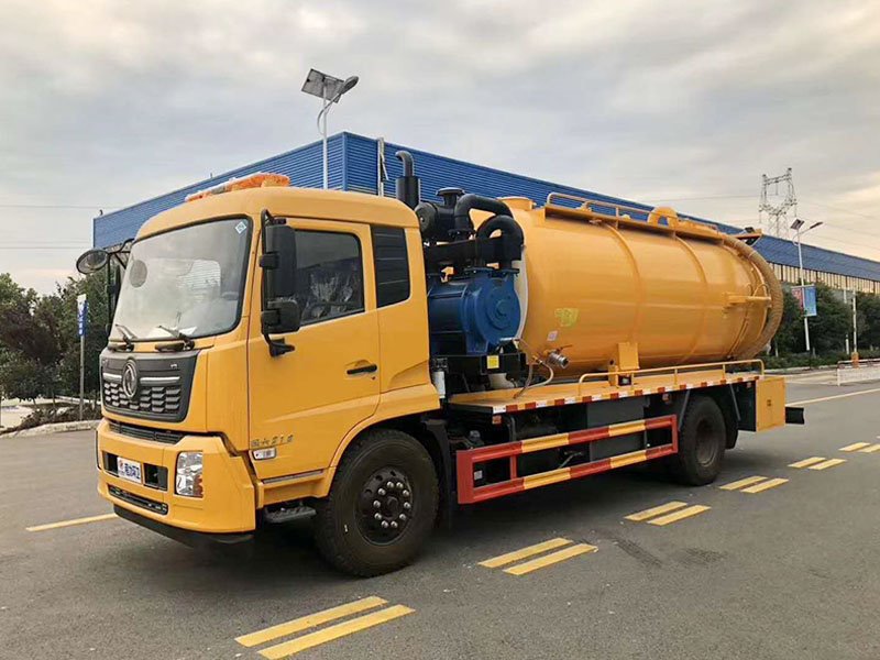 東風(fēng)天錦國六清洗吸污車