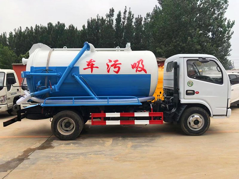 東風(fēng)真空清洗吸污車廠家
