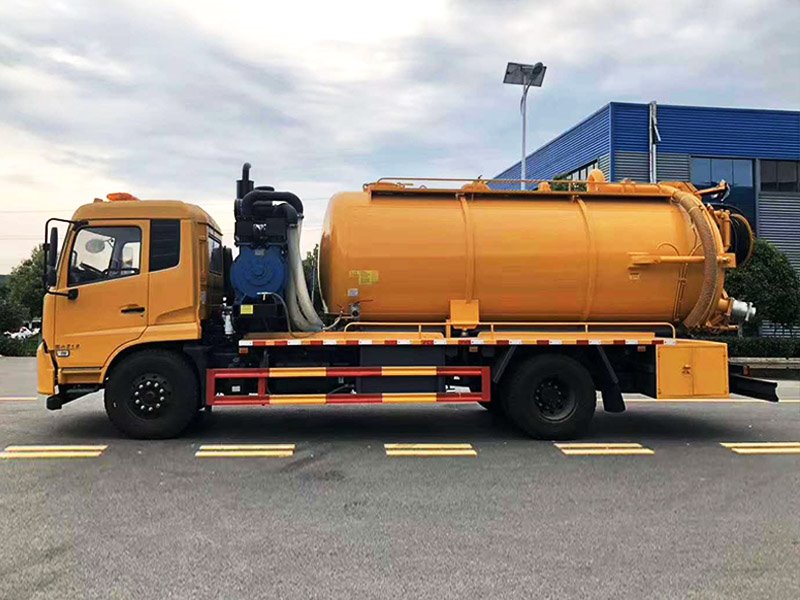 國六管道疏通市政搶修聯(lián)合疏通車