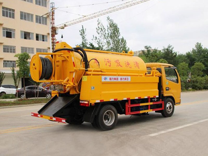 東風(fēng)小多利卡聯(lián)合疏通清洗吸污車