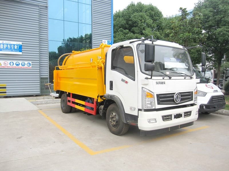 程力東風(fēng)御虎清洗吸污車價(jià)格多少錢