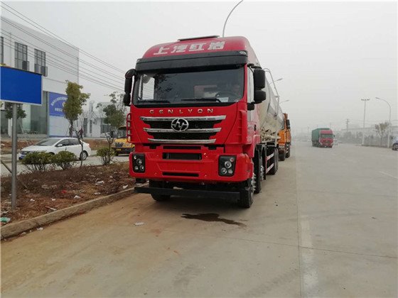 紅巖杰獅40立方45立方散裝水泥車廠家