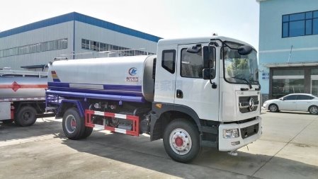 東風D9專用底盤灑水車