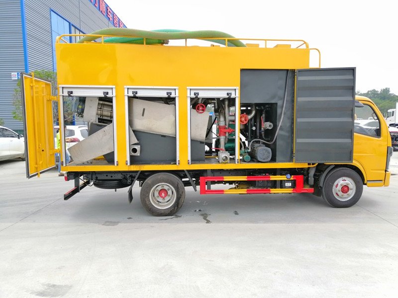 糞便無(wú)害化處理車(chē)