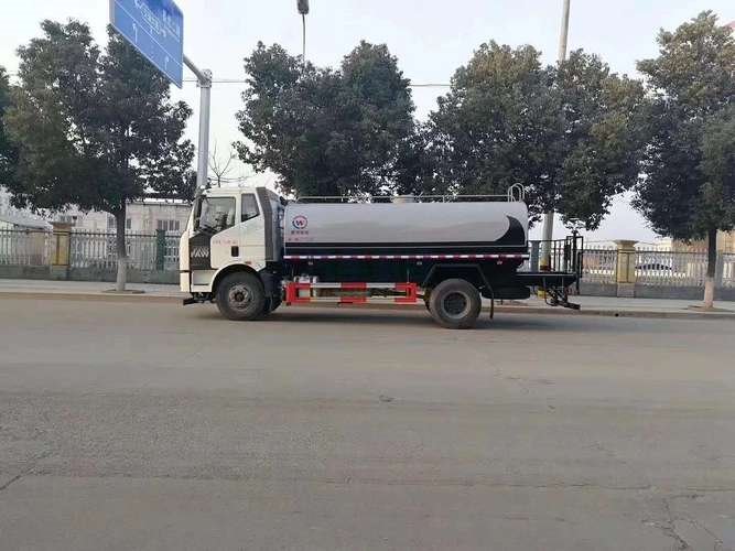 程力一汽解放綠化灑水車