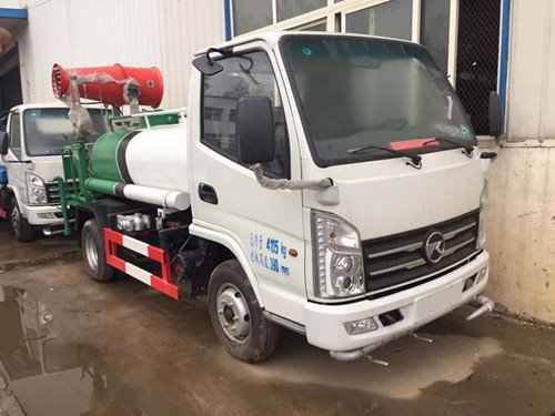 程力專(zhuān)汽凱馬3噸灑水車(chē)