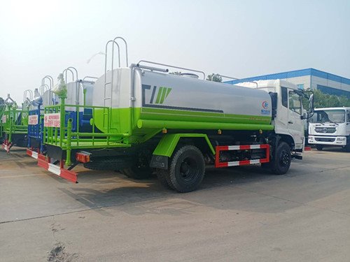 東風(fēng)專用底盤D3v灑水車