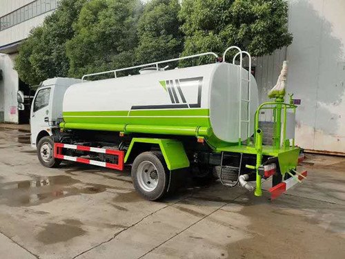 東風(fēng)凱普特9噸灑水車