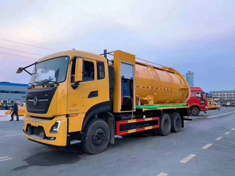 大型后雙橋清洗吸污車廠家