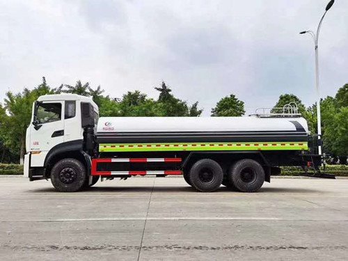 東風(fēng)天龍后雙橋多功能灑水車