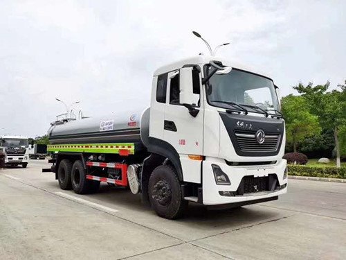 東風(fēng)天龍后雙橋多功能灑水車