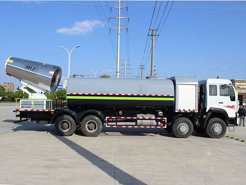東風(fēng)重汽豪沃噴霧灑水車