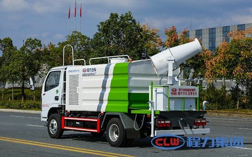 東風(fēng)福瑞卡多功能抑塵車