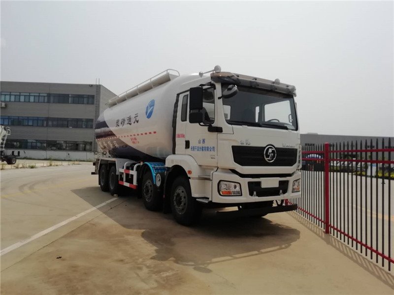 前四后八粉料物料罐車直銷電話