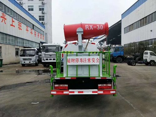 東風小多利卡D6系列灑水車