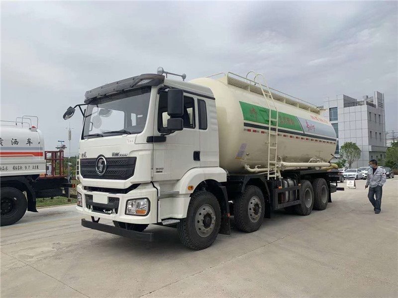 陜汽德龍輕量化干混砂漿車降價6000元