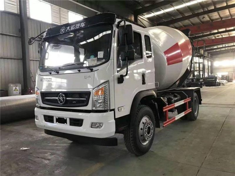 經(jīng)濟(jì)實(shí)用的攪拌車找程力