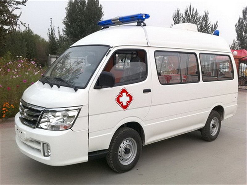 金杯海獅救護車年底大促享廠家返利優(yōu)惠