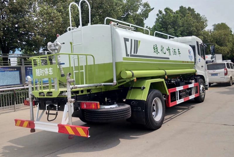 新款東風(fēng)天錦國六14噸灑水車值得信賴