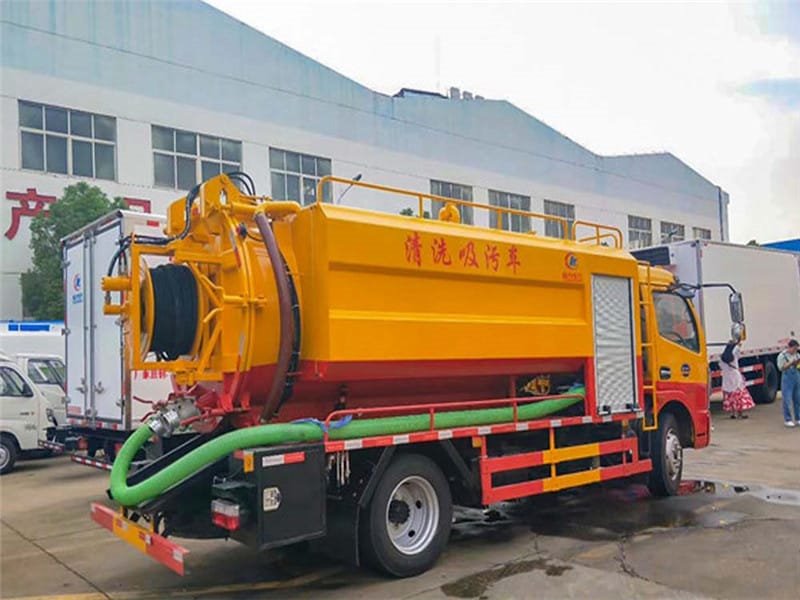 10方凱普特清洗吸污車現(xiàn)車出售
