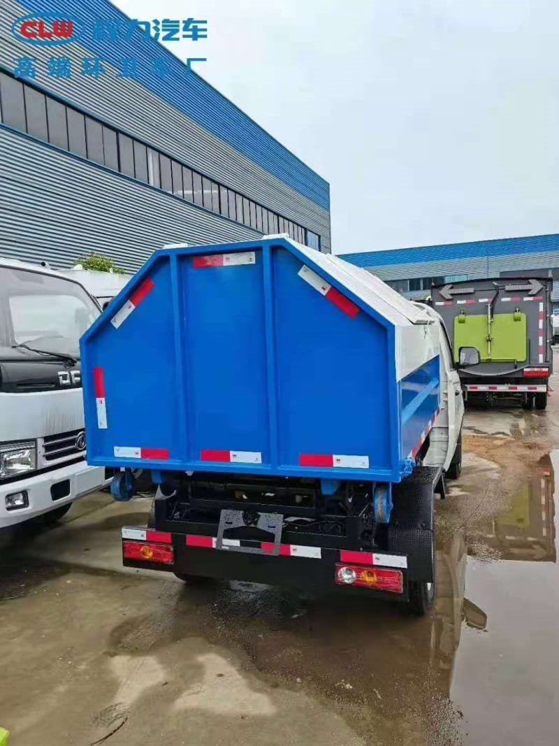 福田祥菱勾臂垃圾車