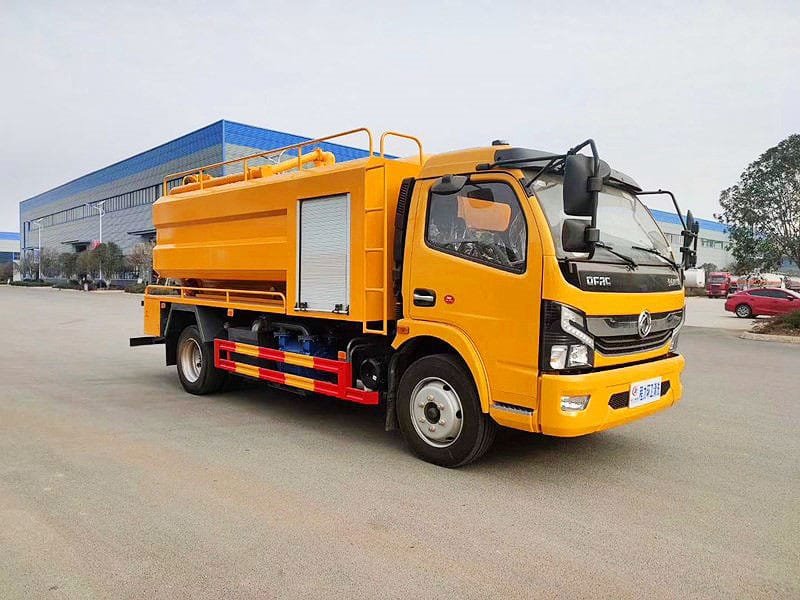 國六10方清洗吸污車東風(fēng)D7配備及圖片