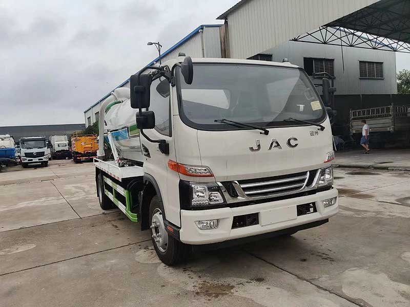 國(guó)六江淮駿鈴吸污車廠家在哪