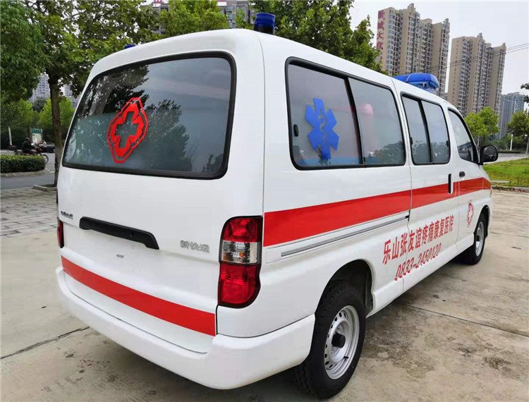 轉(zhuǎn)運型救護(hù)車生產(chǎn)廠家圖片價格