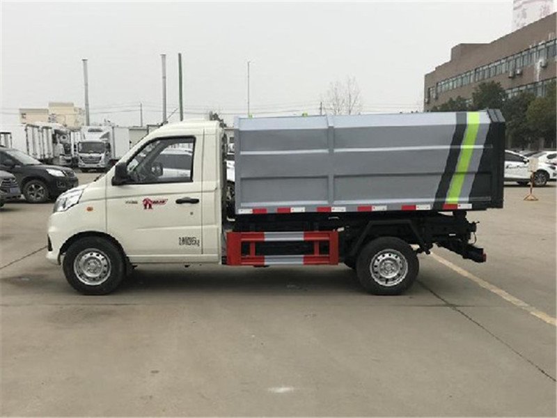 3方福田祥鈴V1國六掛桶垃圾車廠家周末促銷
