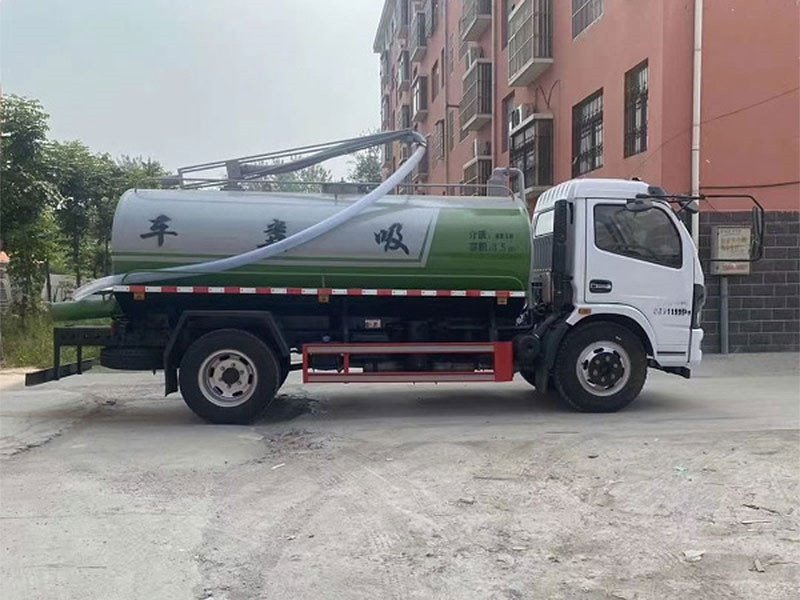 東風(fēng)多利卡D7國六吸糞車現(xiàn)車出售