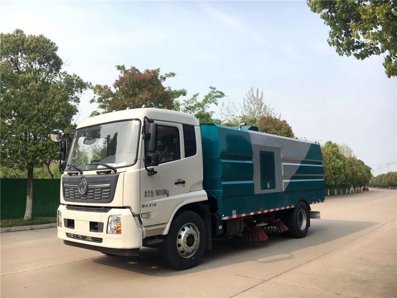 東風(fēng)天錦吸塵車整車免征