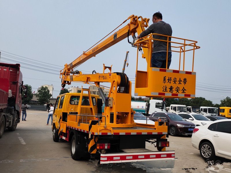18.5米五十鈴高空作業(yè)車價(jià)格真給力