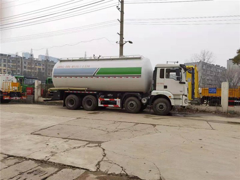 雄安新區(qū)30立方輕量化干混砂漿車驚爆價(jià)