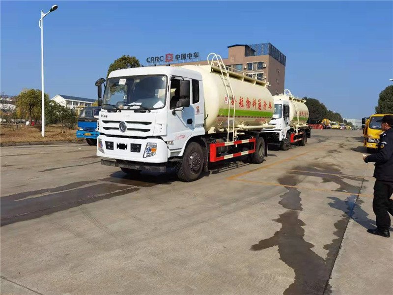 蘇州市16方兩軸散裝水泥罐車(chē)干混砂漿車(chē)粉煤灰罐車(chē)工藝講究