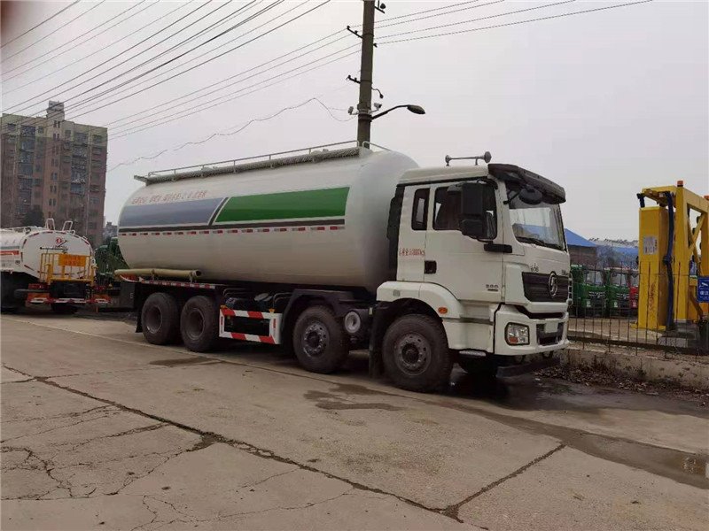 鎮(zhèn)江干混砂漿運(yùn)輸車(chē)干粉砂漿車(chē)散裝水泥車(chē)現(xiàn)車(chē)直銷(xiāo)